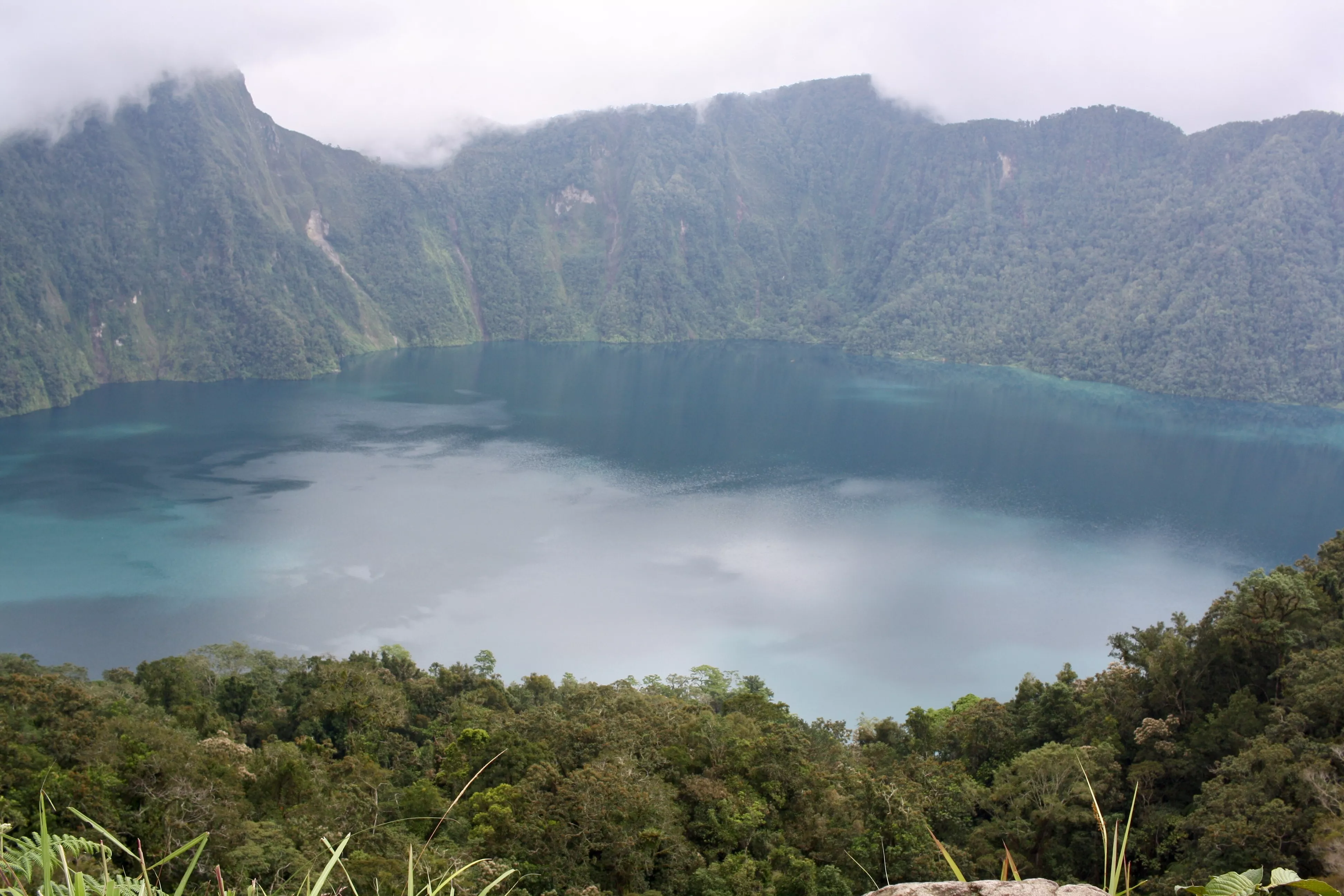 Lake Holon