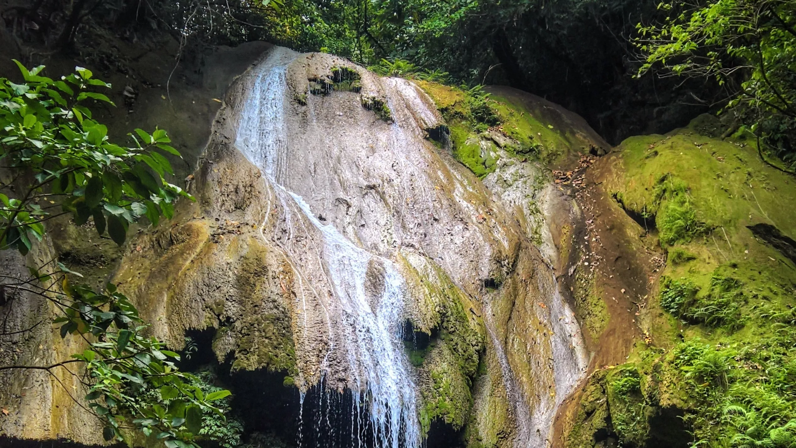 Bantakay Falls