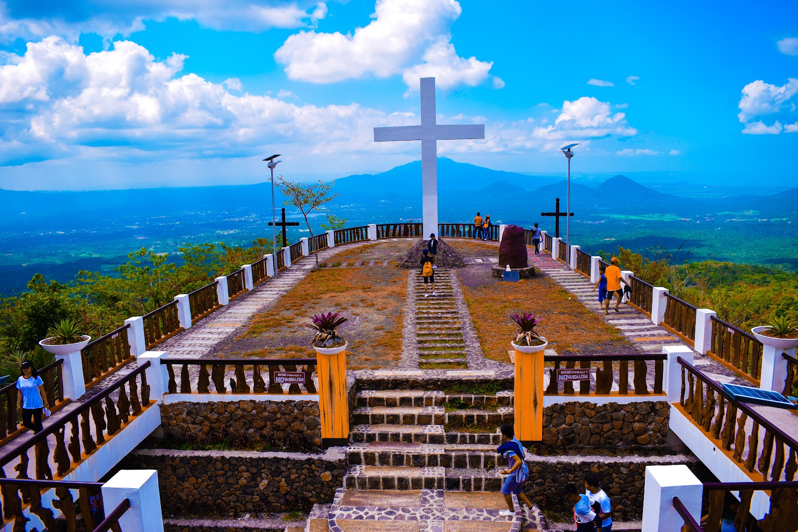 Hiking in Rizal, Laguna - Mountains PH